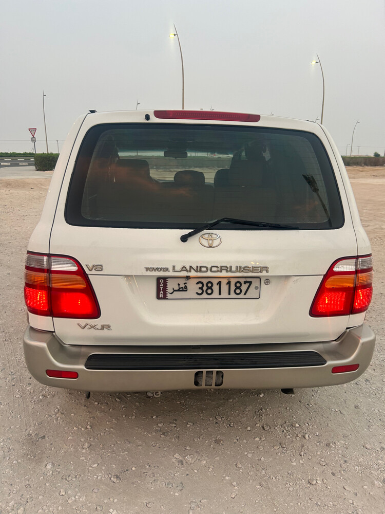 Land Cruiser  - 4