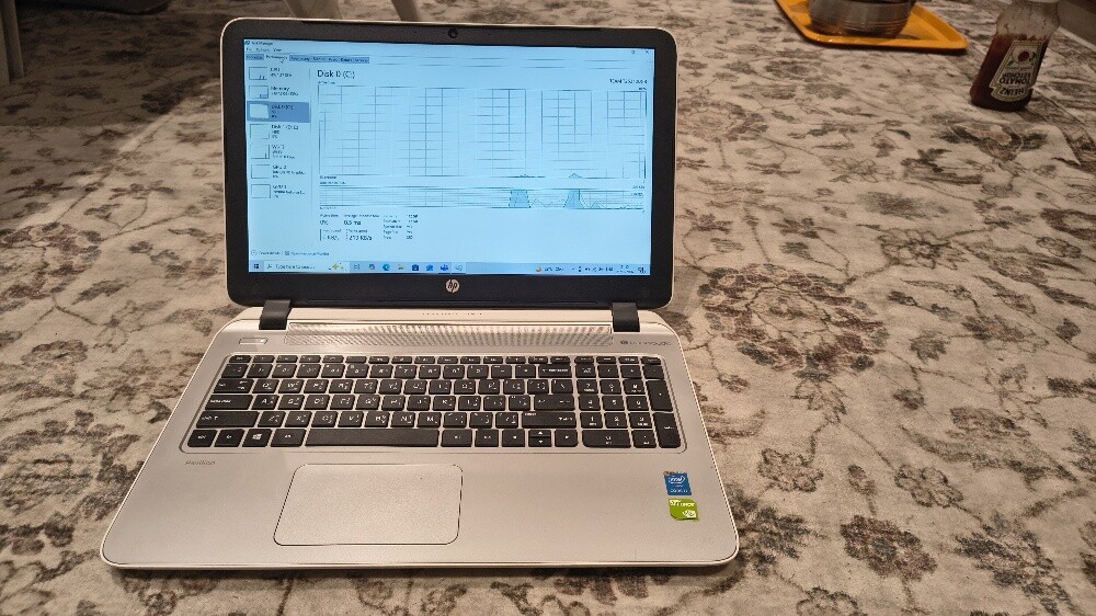 Hp pavilion 15 notebook - 9