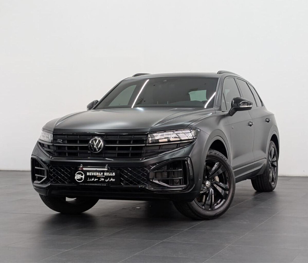 2025 Volkswagen Touareg R-line  - 1