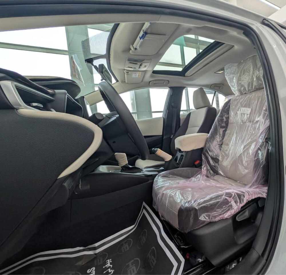 2025 Toyota Corolla - 9