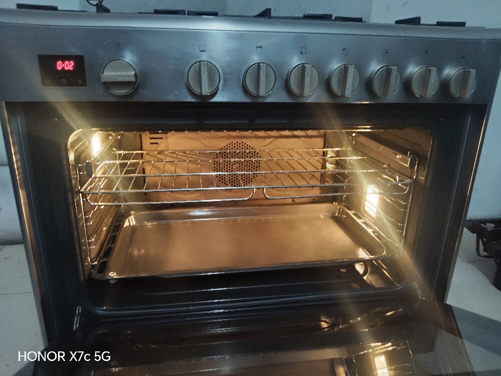 BOSCH ITALYAN full gas cooker - 5