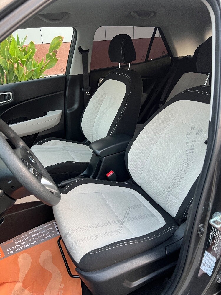 hyundai venue - 6