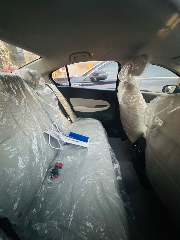 honda city  - 6