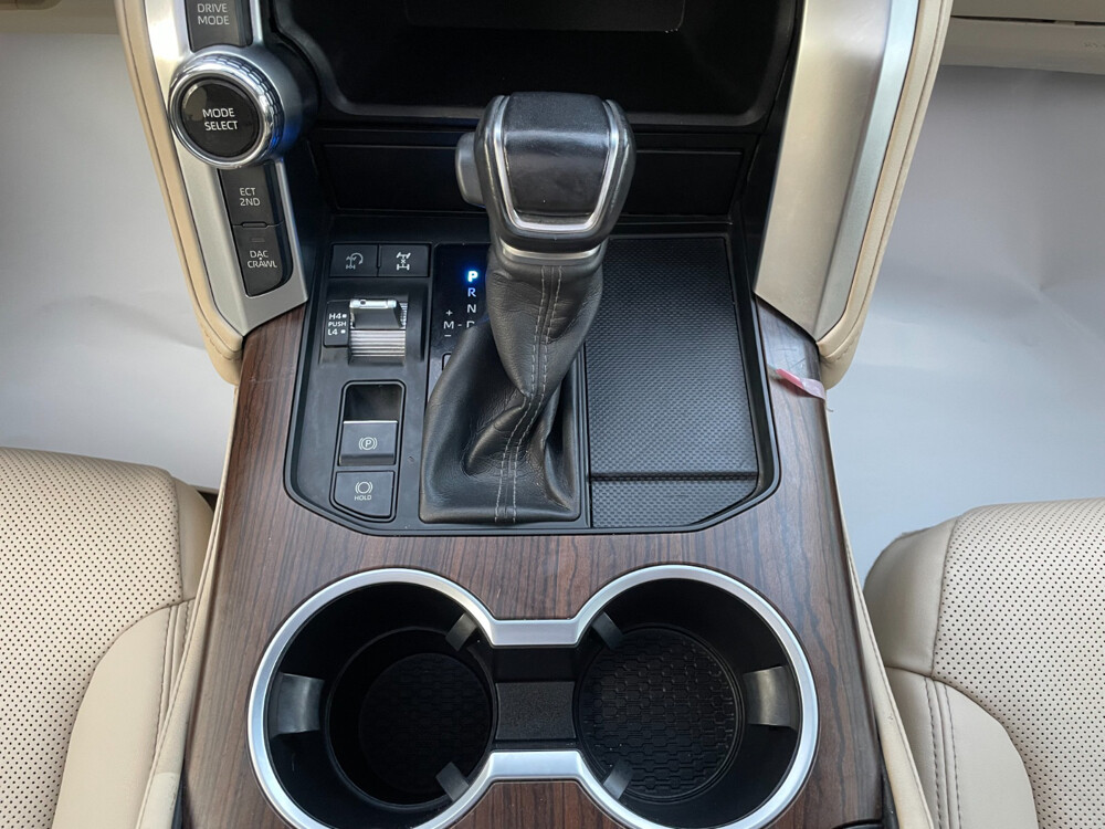 Land Cruiser 2022 Twin Turbo - 12