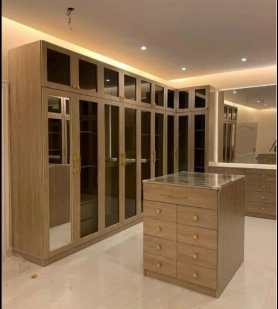 السلام عليكم نحن شركة محترفة في ق - 1