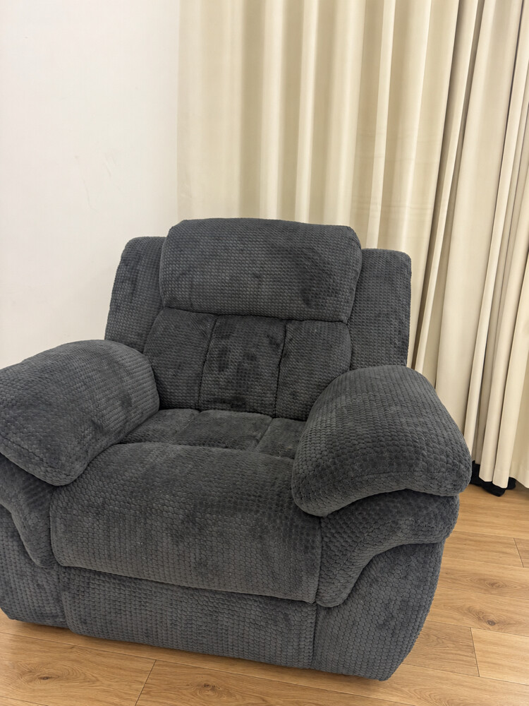 Lazy Boy chair - 1