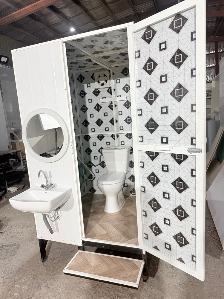 Toilet 1.20/1.20 - 4