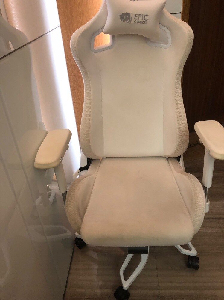 Electric  Gaming Chair Remote Have - 1
