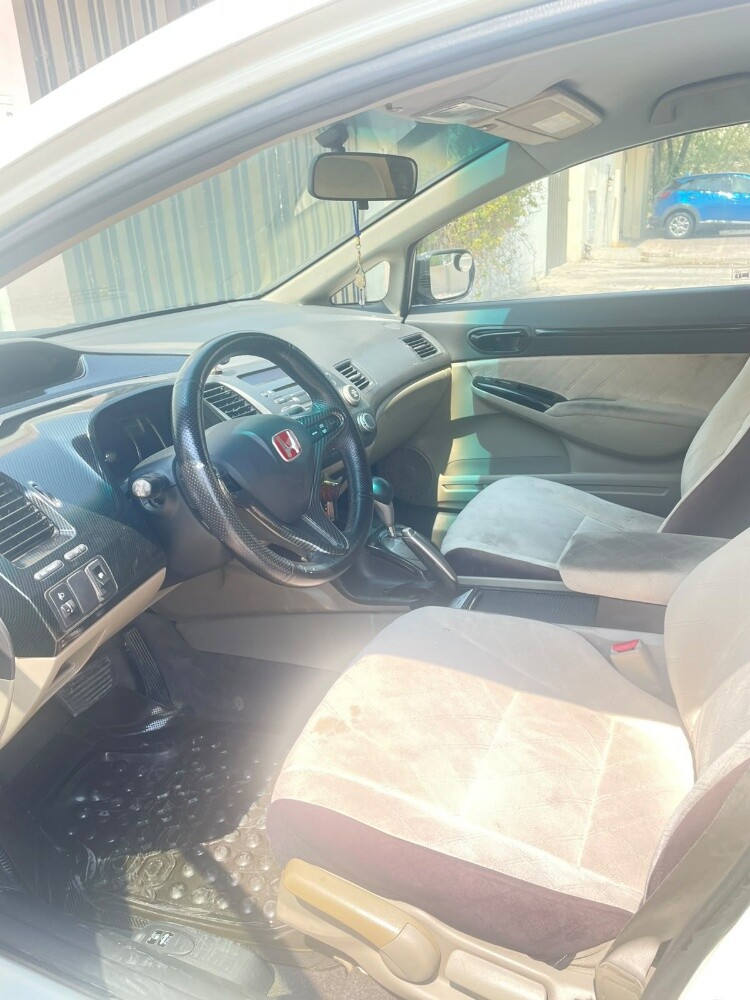 Honda Civic 2009 Urgent sale - 10