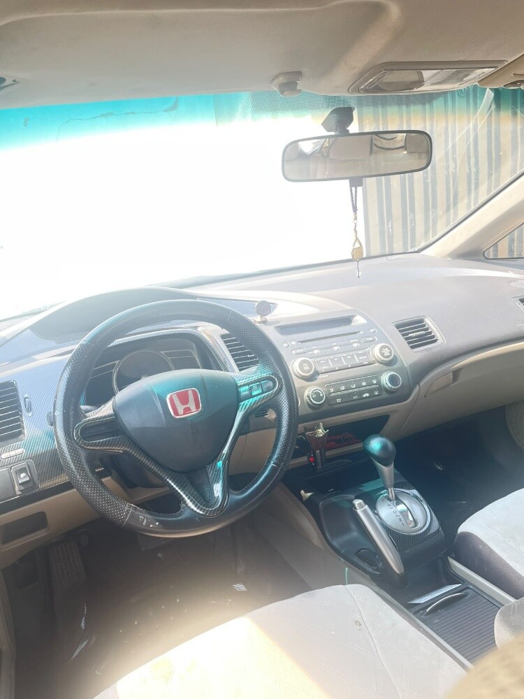 Honda Civic 2009 Urgent sale - 8