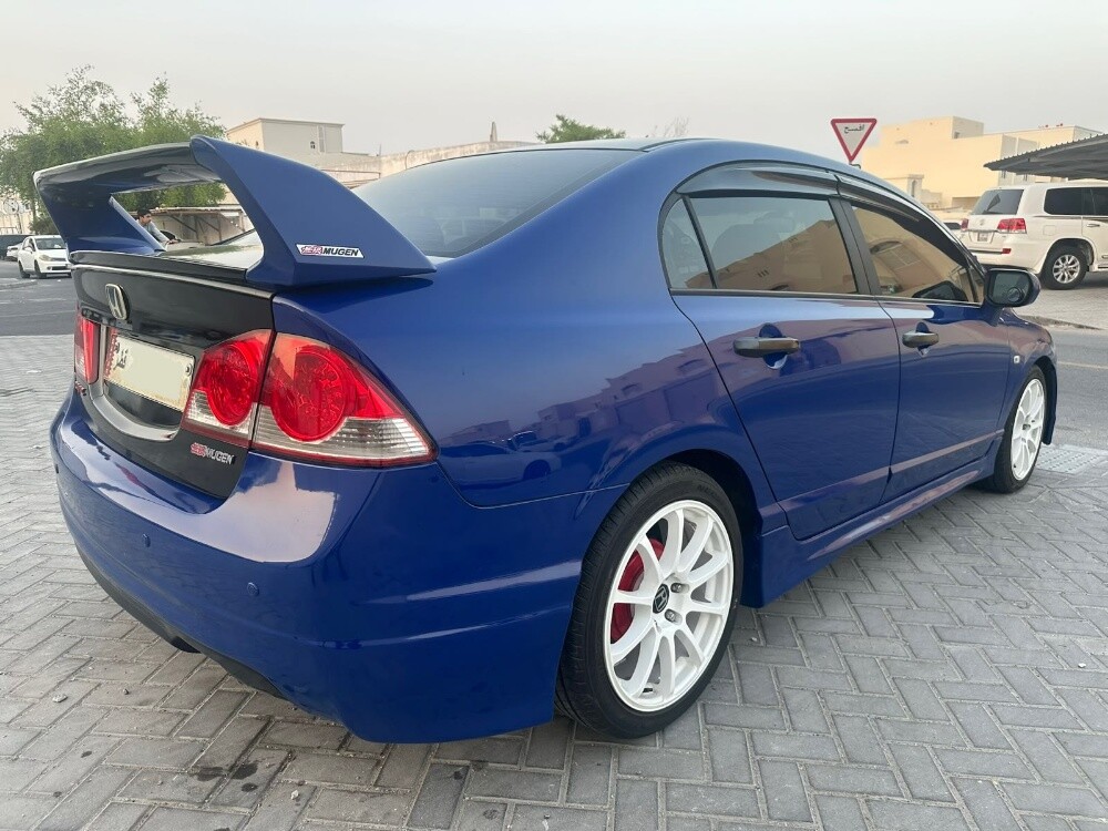 ٢٠٠٨ هوندا سيفيك - 7