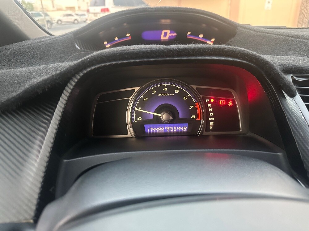 ٢٠٠٨ هوندا سيفيك - 4