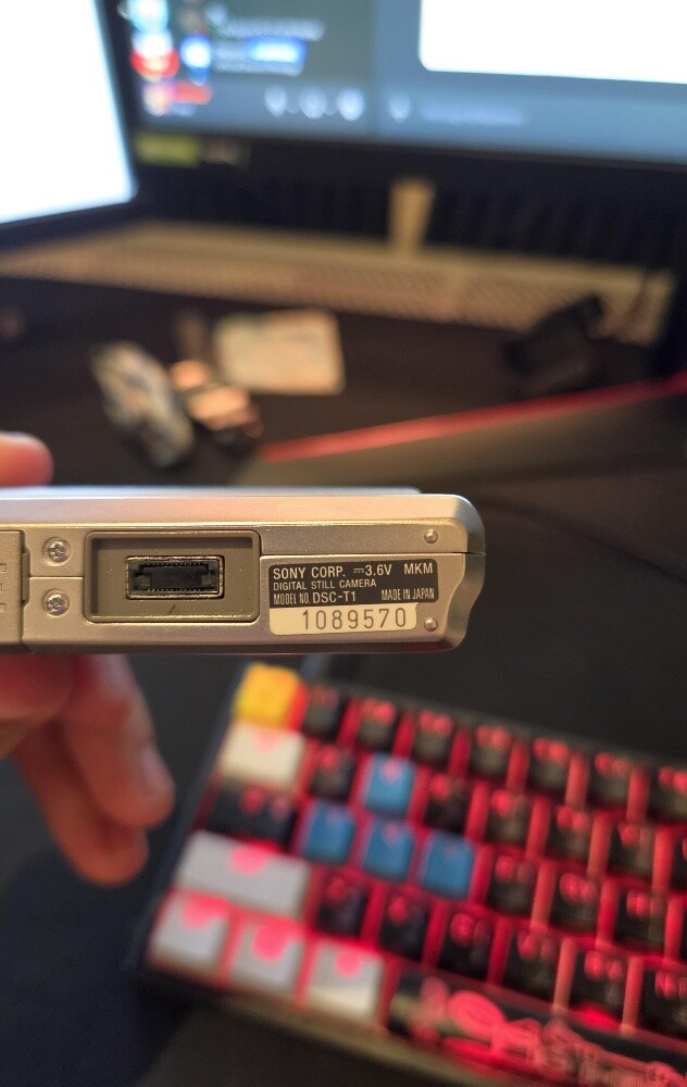 sony cybershot t1 - 3