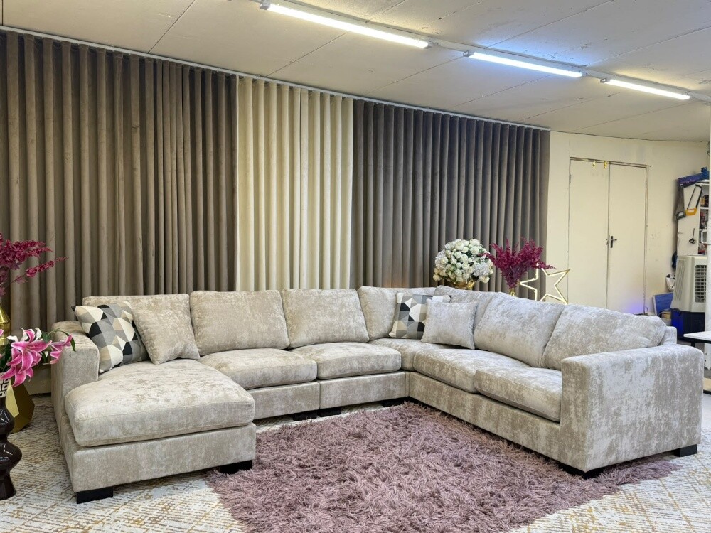 Homecenter 7 seat U-Shape for sale. - 10