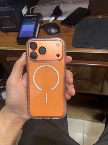 iPhone 17 pro max - 4