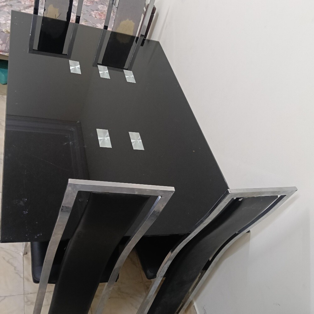 BIG TABLE WITH 4 CHAIRS - 6