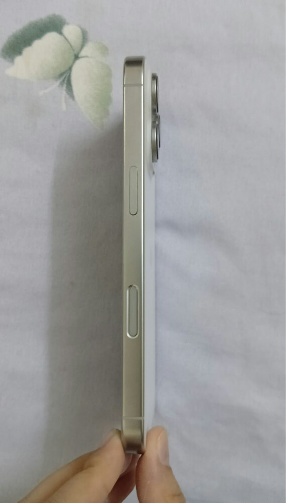 iPhone 16 pro 256 GB - 2