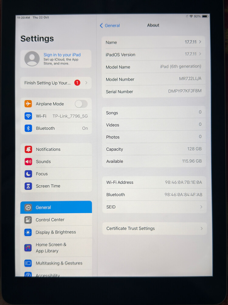 Apple iPad 6th Generation128GB.499 - 3