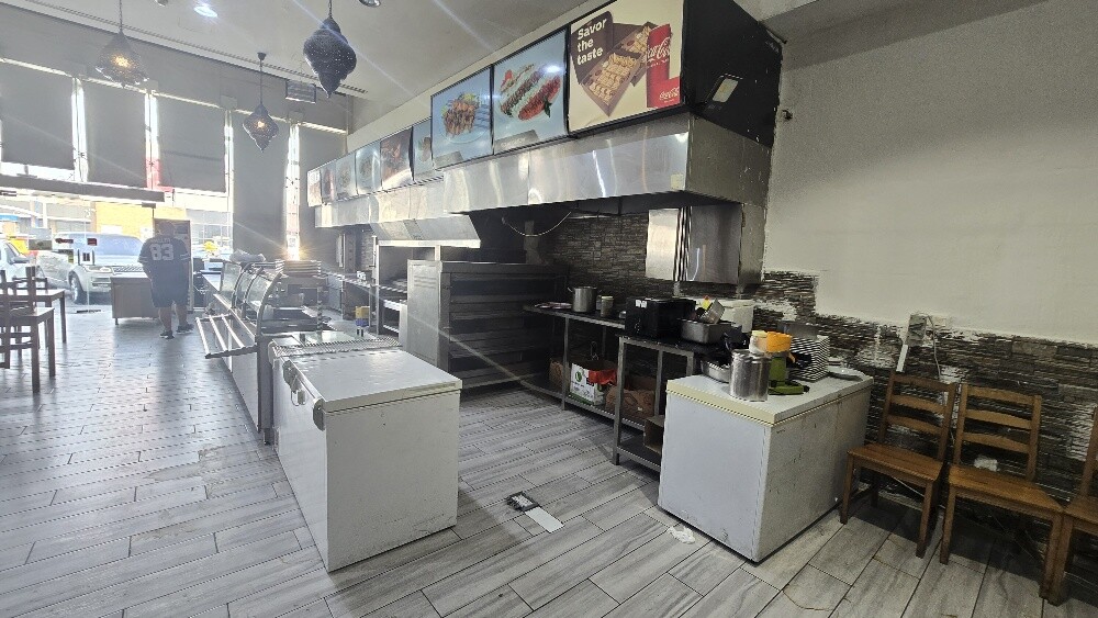 RESTAURANT FOR SALE - 1