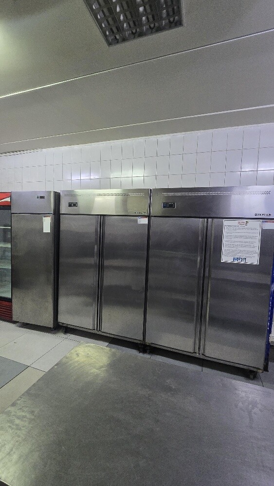 RESTAURANT FOR SALE - 3