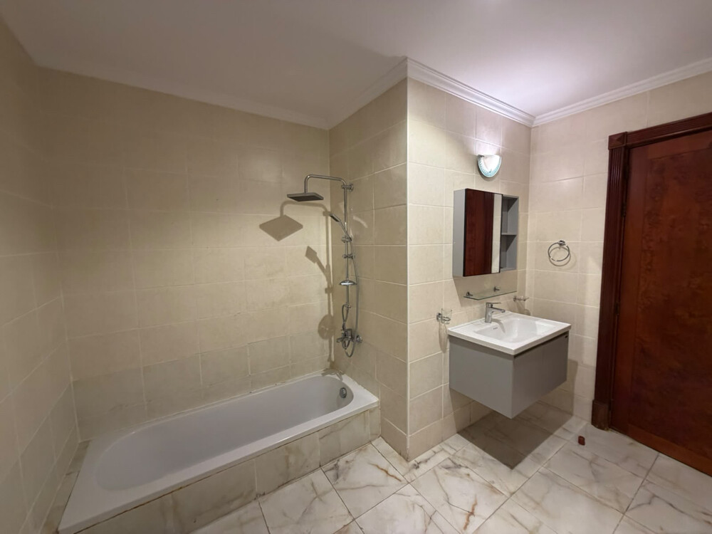 4 BHK Villa For Rent in Ain Khaled  - 5