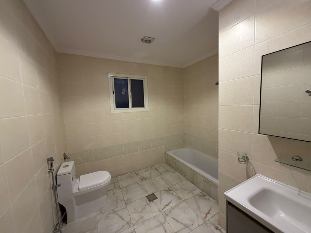 4 BHK Villa For Rent in Ain Khaled  - 9