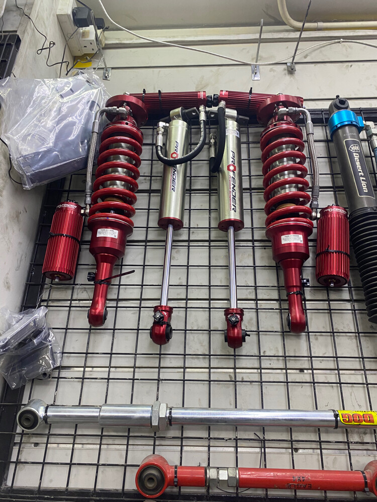 PROFENDER 2.5 Available all SUV - 2