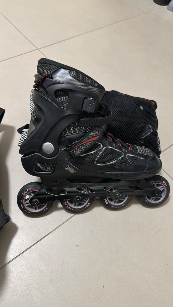 skate and safety set & cons - 11