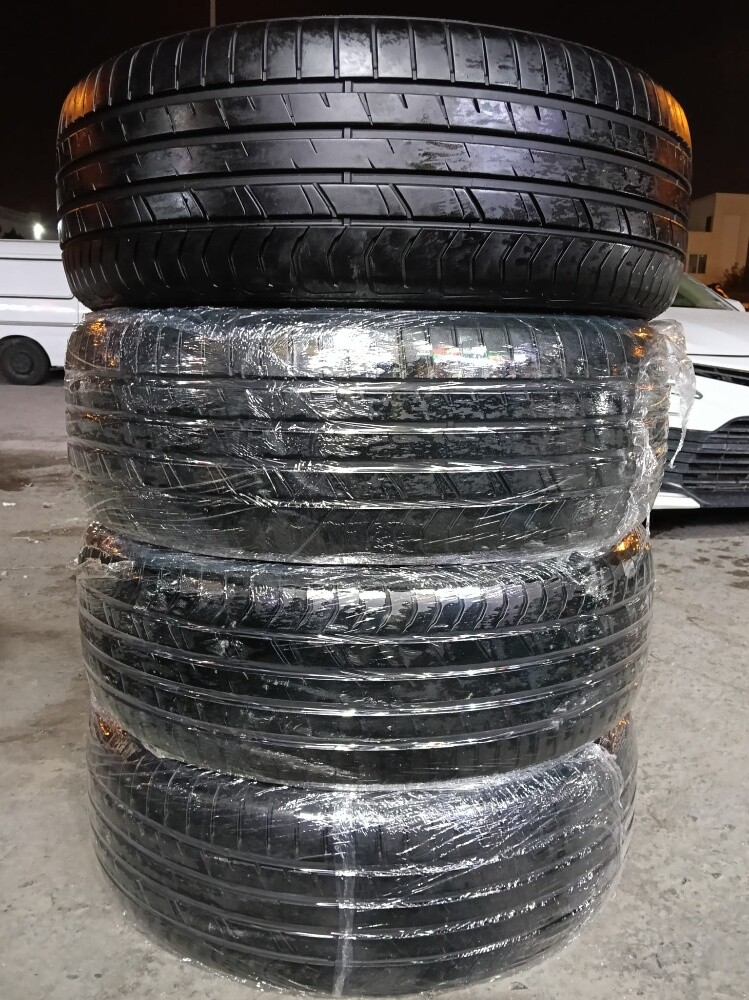 255/55/ZR20.Goddard Brand - 1