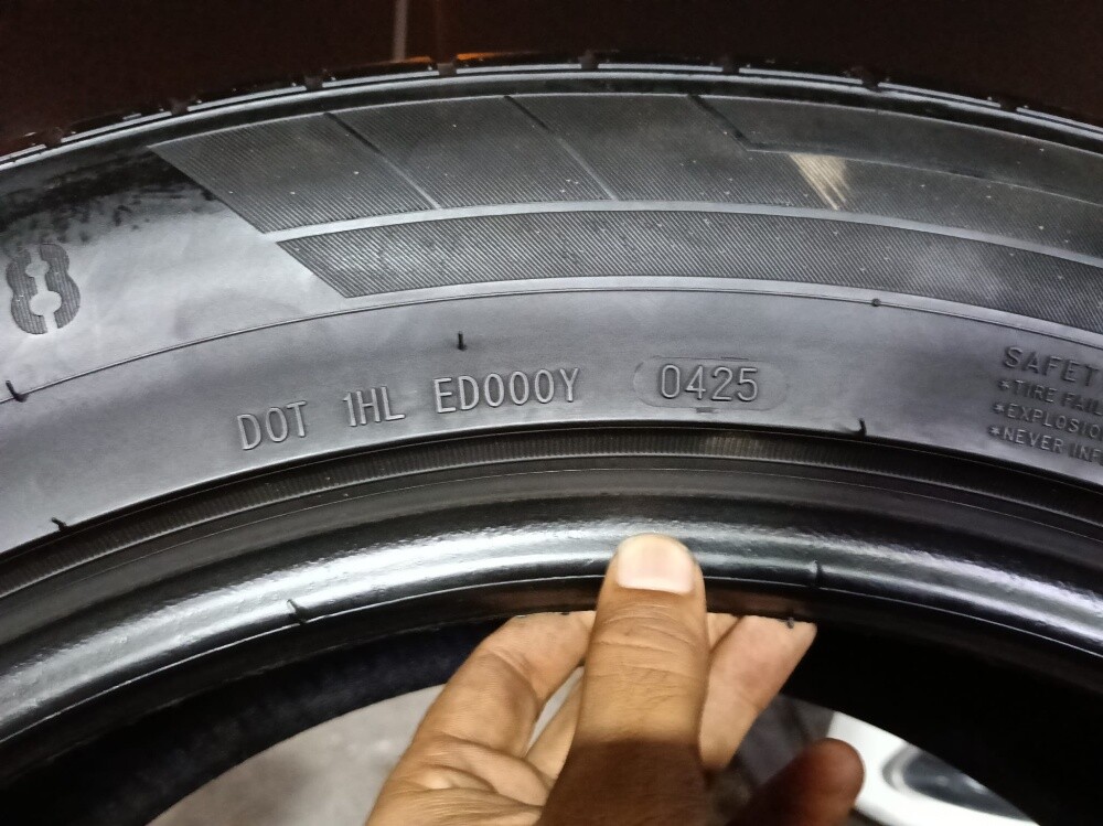 255/55/ZR20.Goddard Brand - 4