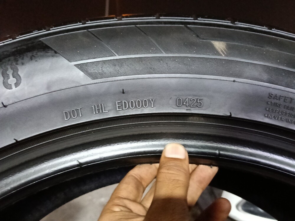 255/55/ZR20.Goddard brand - 4