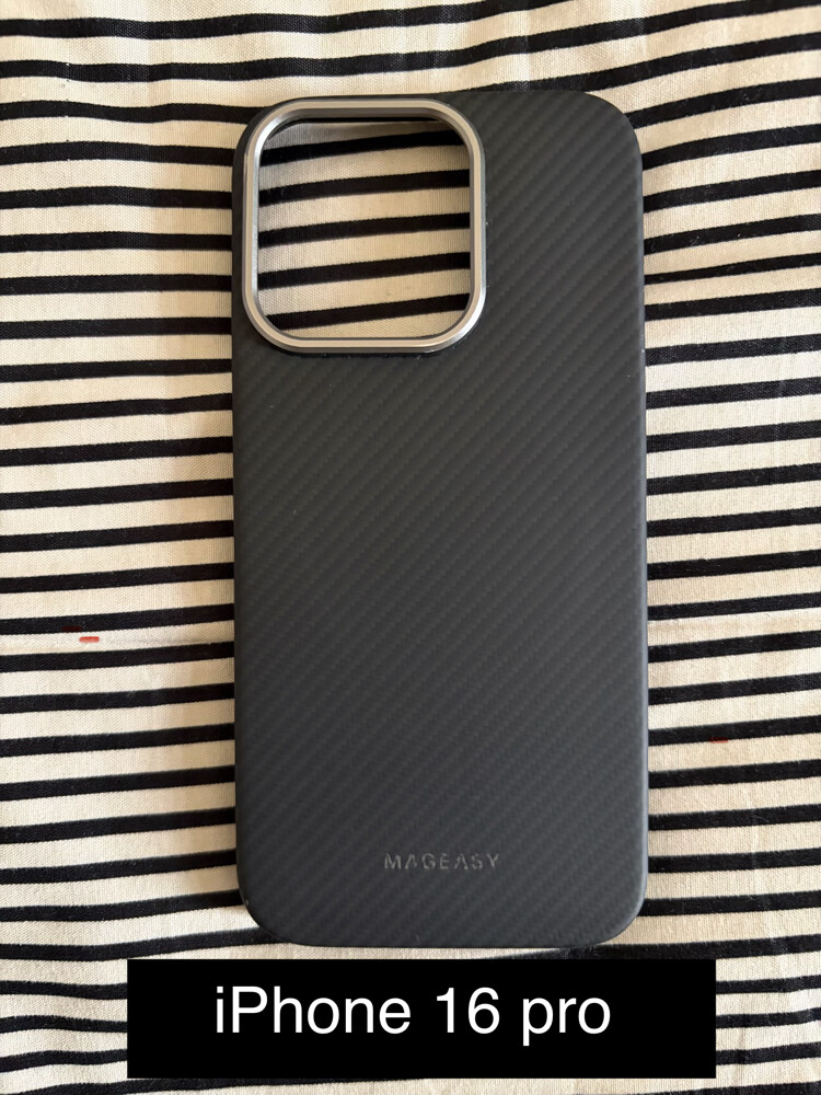 premium iPhone cover and case - 8