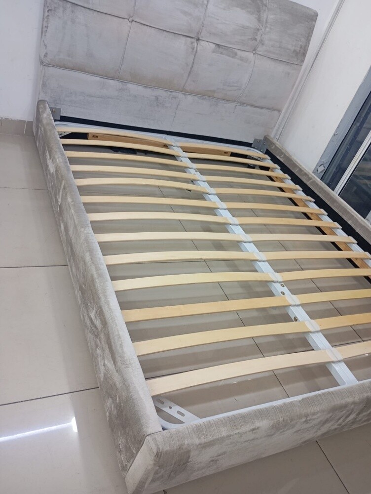 Queen size bedroom set for sale - 8