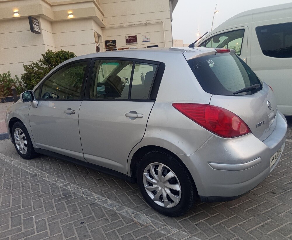 NISSAN TIDA 2011 - 14