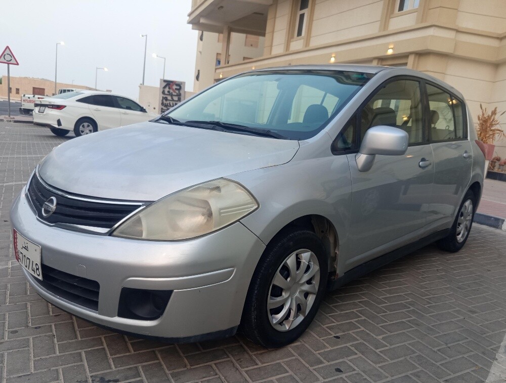 NISSAN TIDA 2011 - 8