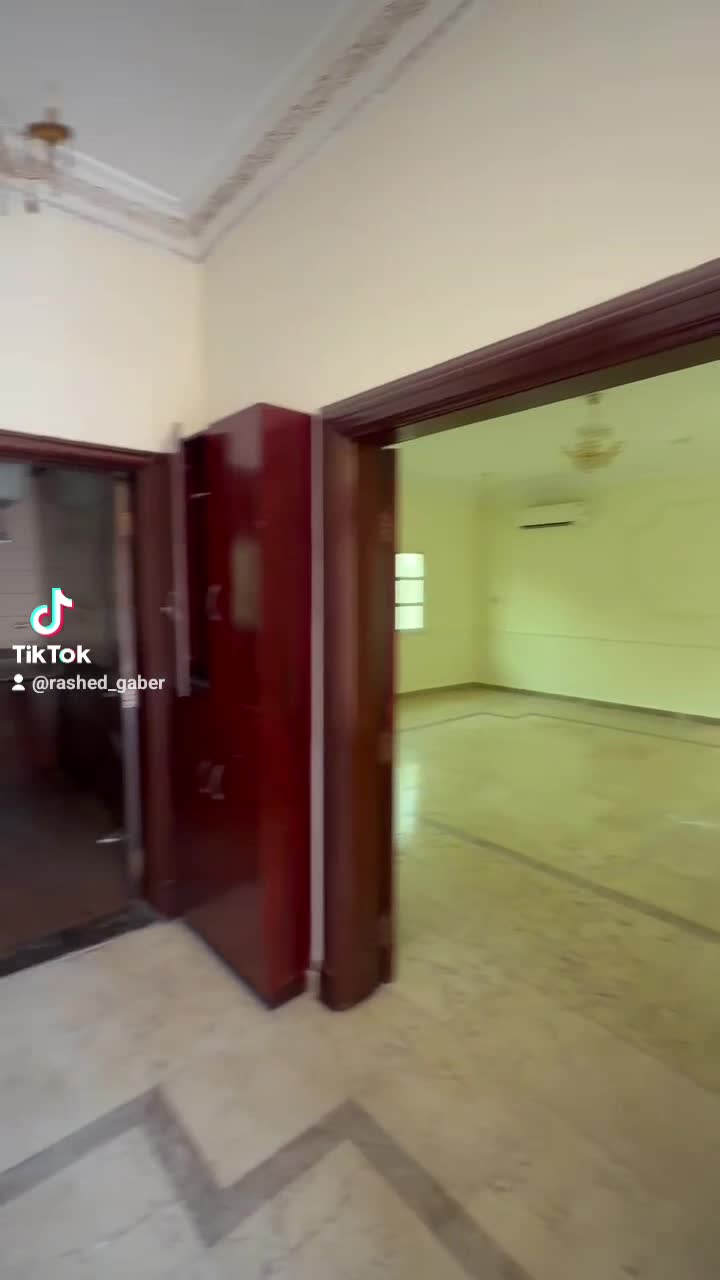 villa for rent in Gharafa - 1