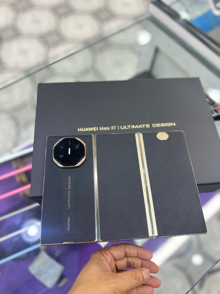 huawei mate xt - 2