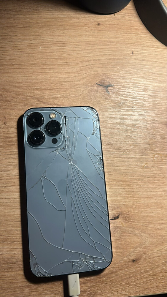 iPhone 13 Pro Max - 2
