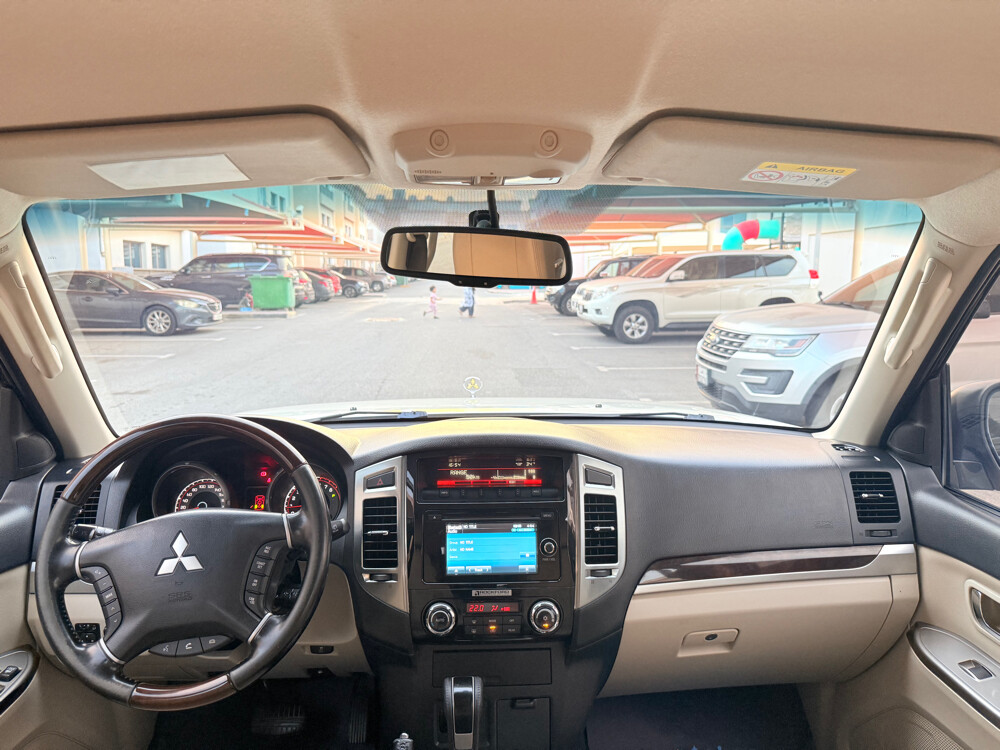 Mitsubishi pajero - 9