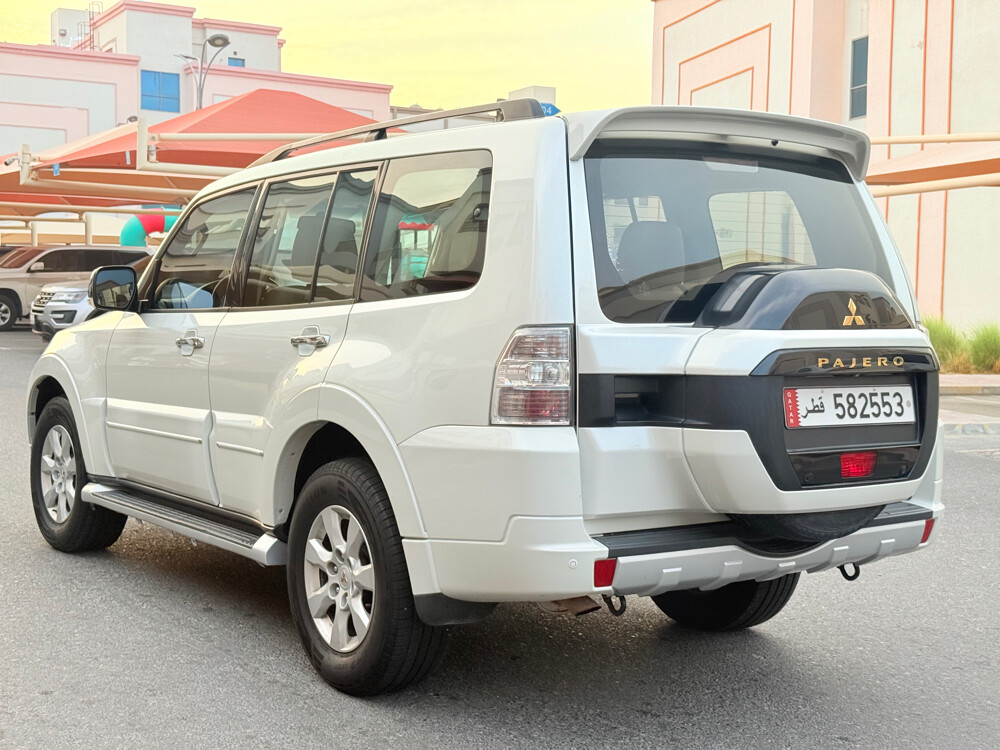 Mitsubishi pajero - 2
