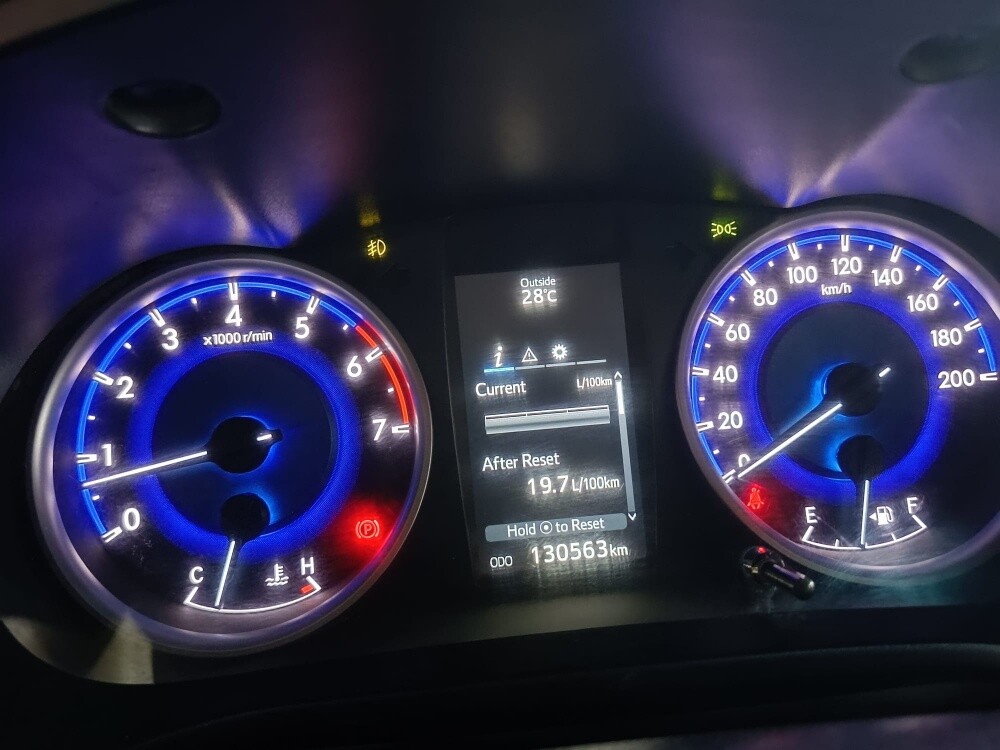 Hilux 4by4 manual - 2