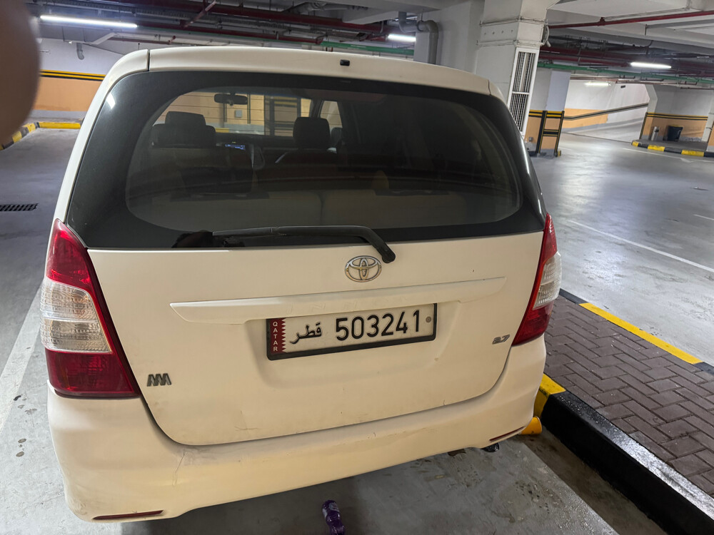 TOYOTA INNOVA 2012 - 5