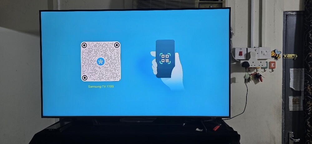 Samsung 55" 4K UHD QLED smart tv - 9