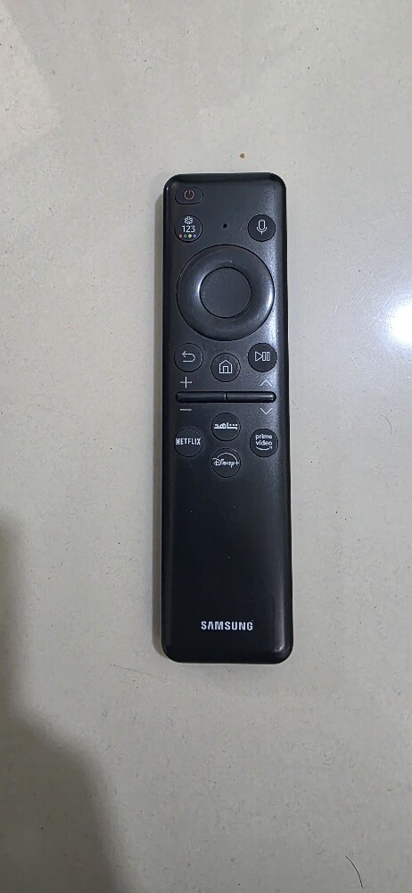 Samsung 55" 4K UHD QLED smart tv - 10