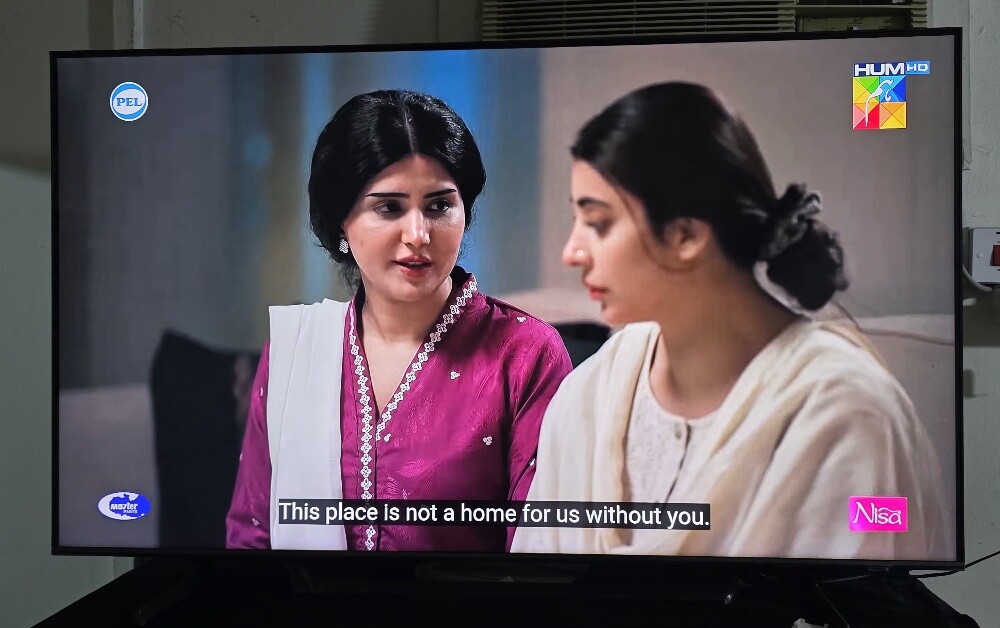 Samsung 55" 4K UHD QLED smart tv - 8
