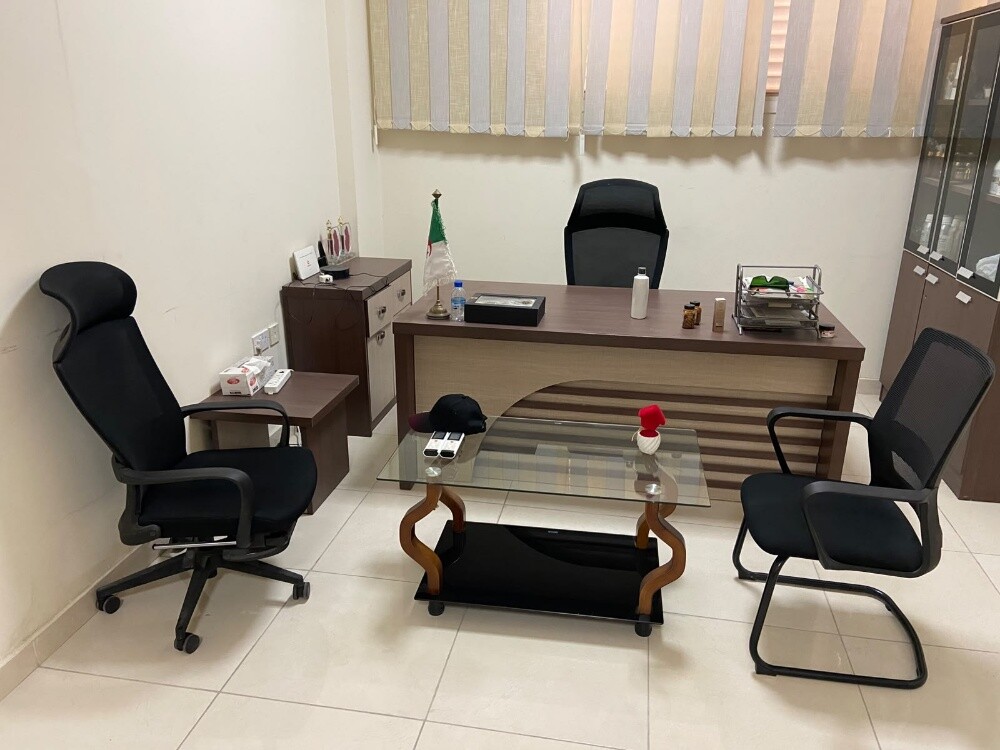 Almost new office furniture - 4