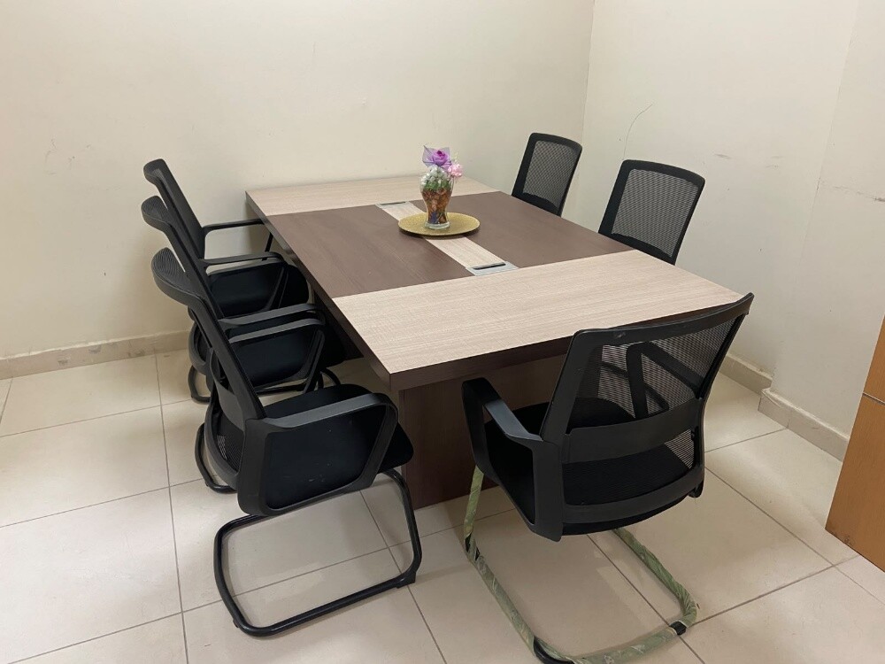 Almost new office furniture - 3