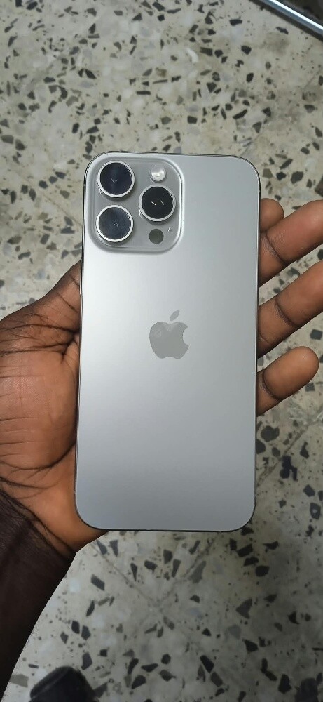 iphone 16 pro max - 3
