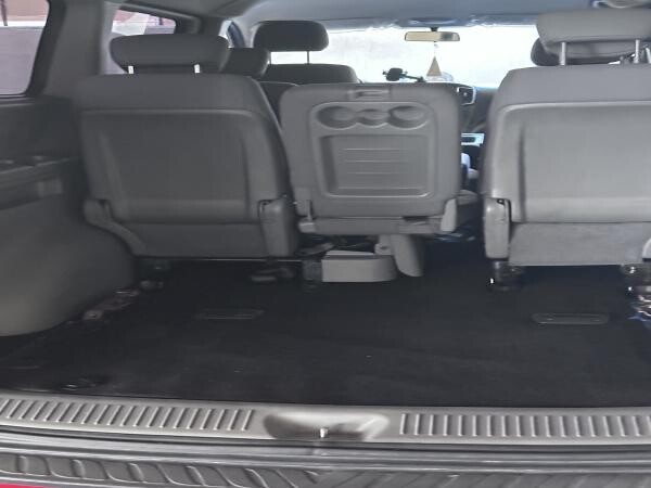 Urgent sala H1 Family used vehicle - 9