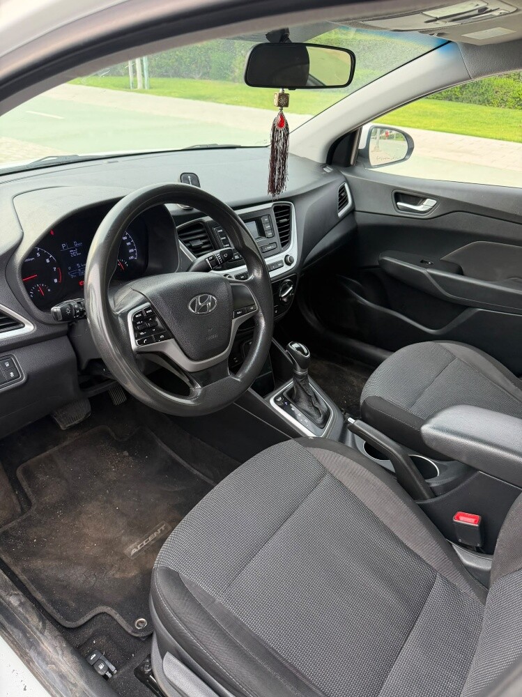 HYUNDAI ACCENT 2022 FAMILY USED - 3